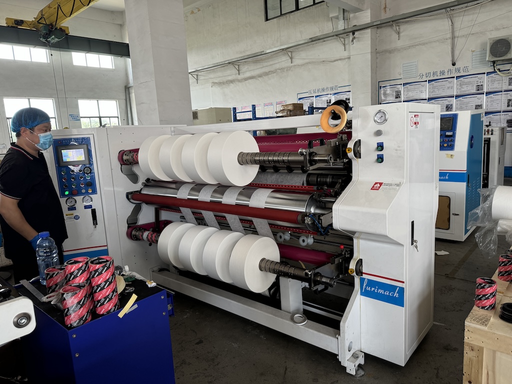 sld-s nonwoven slitting machine 2