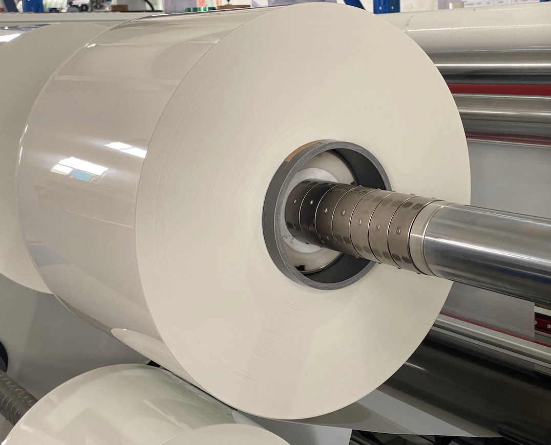 PET FILM SLITTING MACHINE